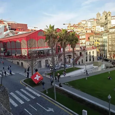Stylish In Porto, Balcony. Apartment Porto