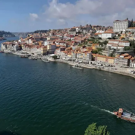 Stylish In Porto, Balcony. Apartment
